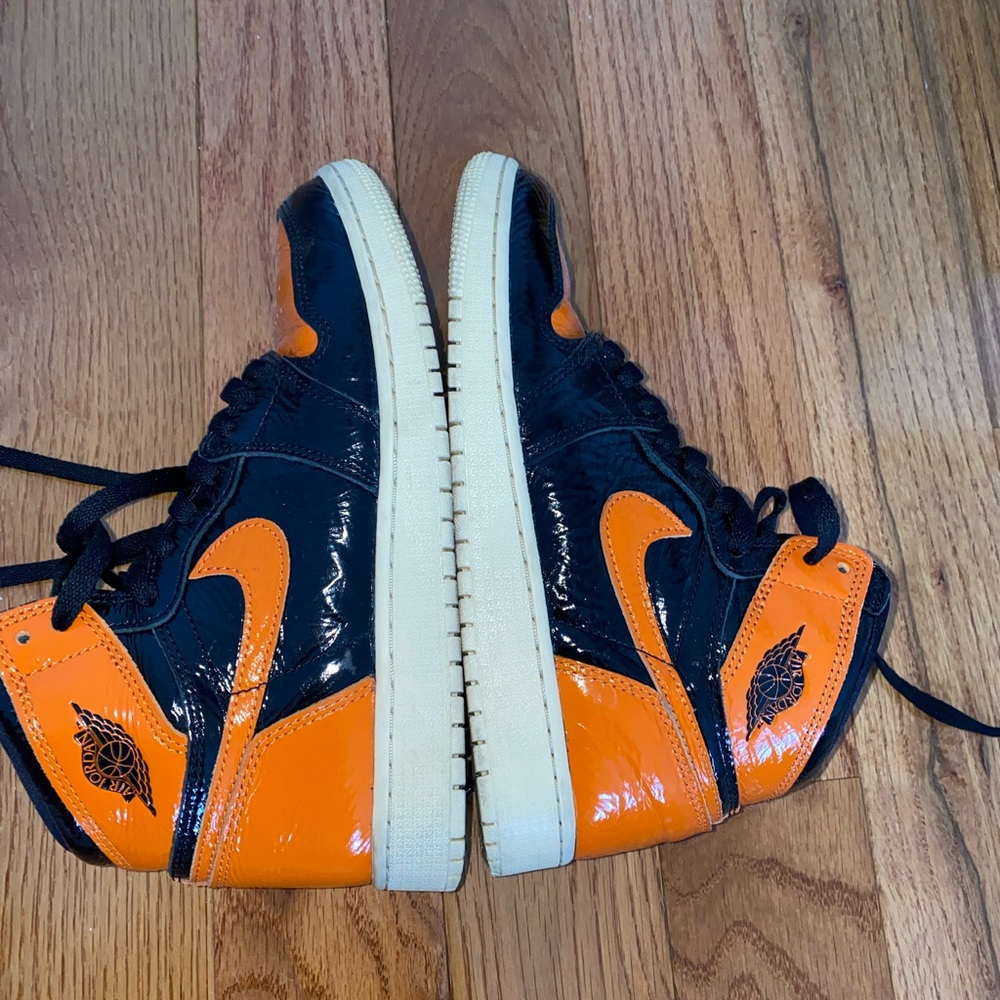 Jordan 1 , worn only 3 times really good condition